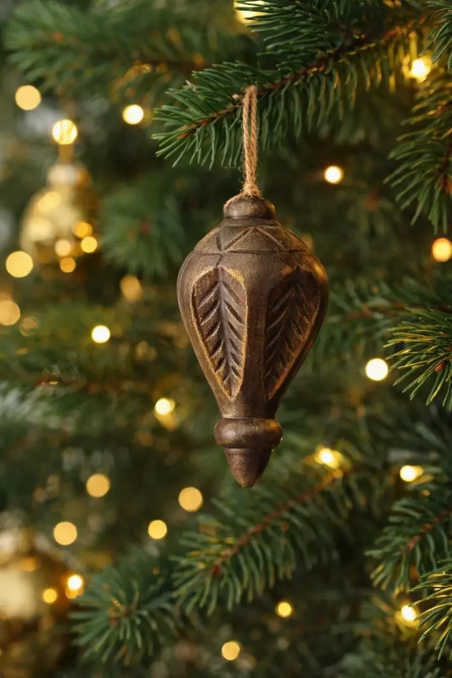 Upcycled Carved Ornament – Rustic Vintage‑Style Decor, Bronze Christmas Accent
